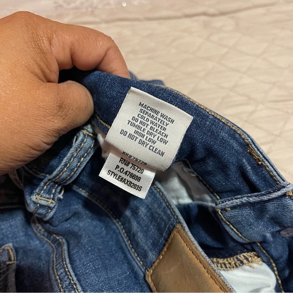 BKE Parker Distressed Universal Fit High Rise S Flare Stretch Denim 5-Pocket - Picture 3 of 7